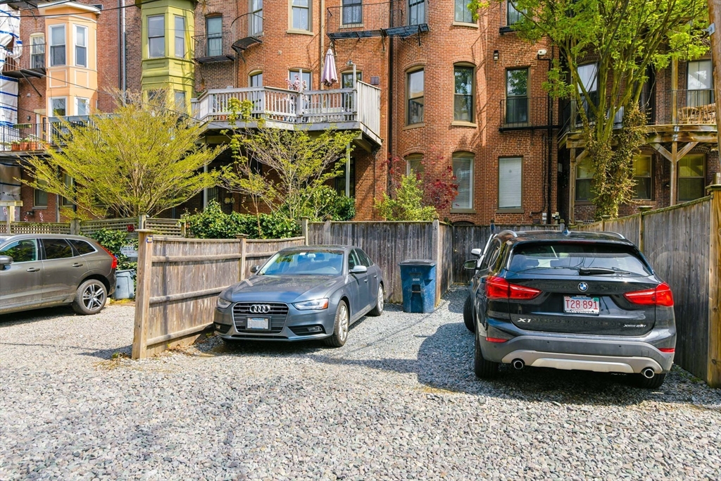 1 bed, 1 bath apartment for rent at 14 Braddock Park Unit 2, South End — photo 15 of 18