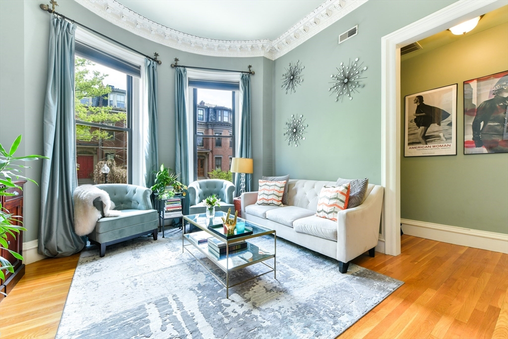 1 bed, 1 bath apartment for rent at 14 Braddock Park Unit 2, South End — photo 3 of 18