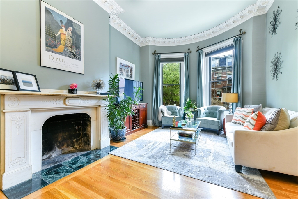 1 bed, 1 bath apartment for rent at 14 Braddock Park Unit 2, South End — photo 2 of 18