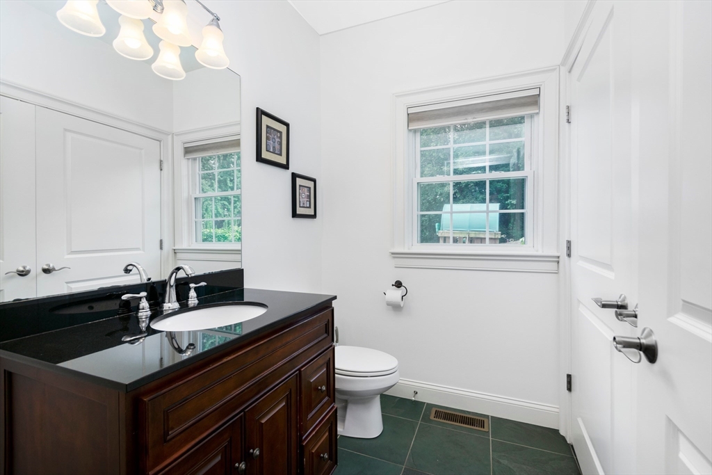 5 bed, 3 bath apartment for rent at 14 Brattle Ln, Arlington — photo 6 of 32