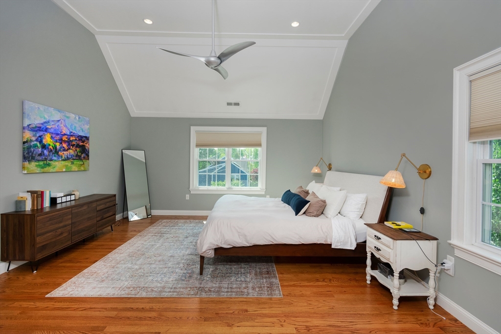 5 bed, 3 bath apartment for rent at 14 Brattle Ln, Arlington — photo 20 of 32