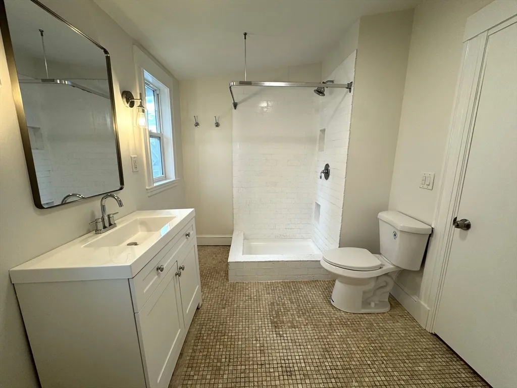 4 bed, 2 bath apartment for rent at 14 Breck Ave Unit 2, Oak Square — photo 23 of 26