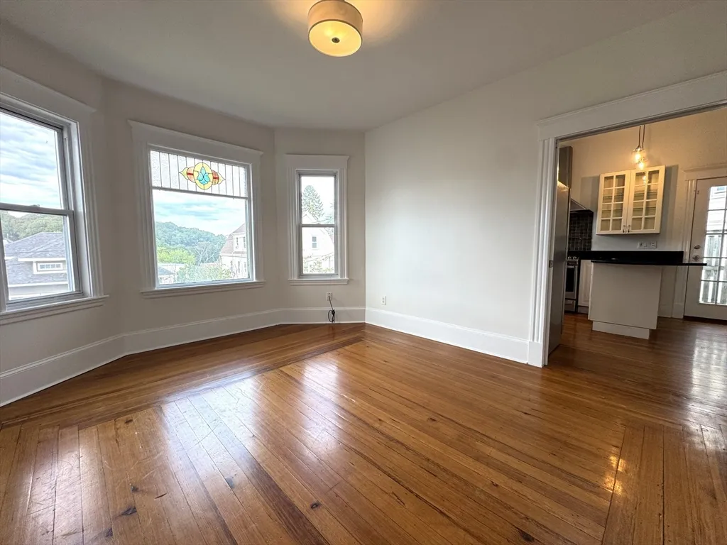 4 bed, 2 bath apartment for rent at 14 Breck Ave Unit 2, Oak Square — photo 4 of 26