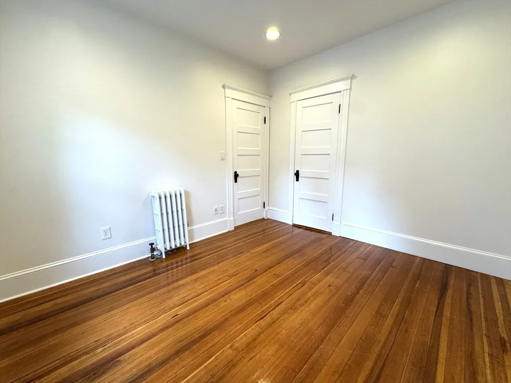 4 bed, 2 bath apartment for rent at 14 Breck Ave Unit 2, Oak Square — photo 13 of 26