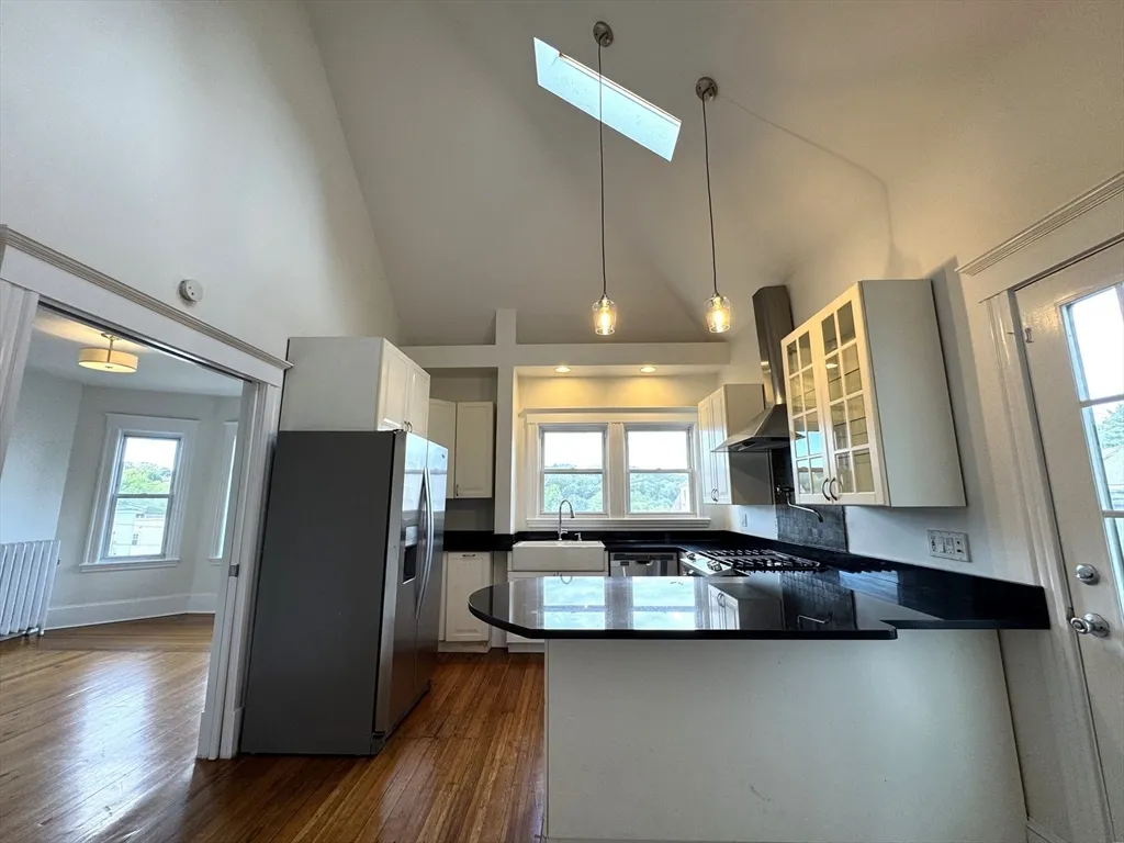4 bed, 2 bath apartment for rent at 14 Breck Ave Unit 2, Oak Square — photo 1 of 26