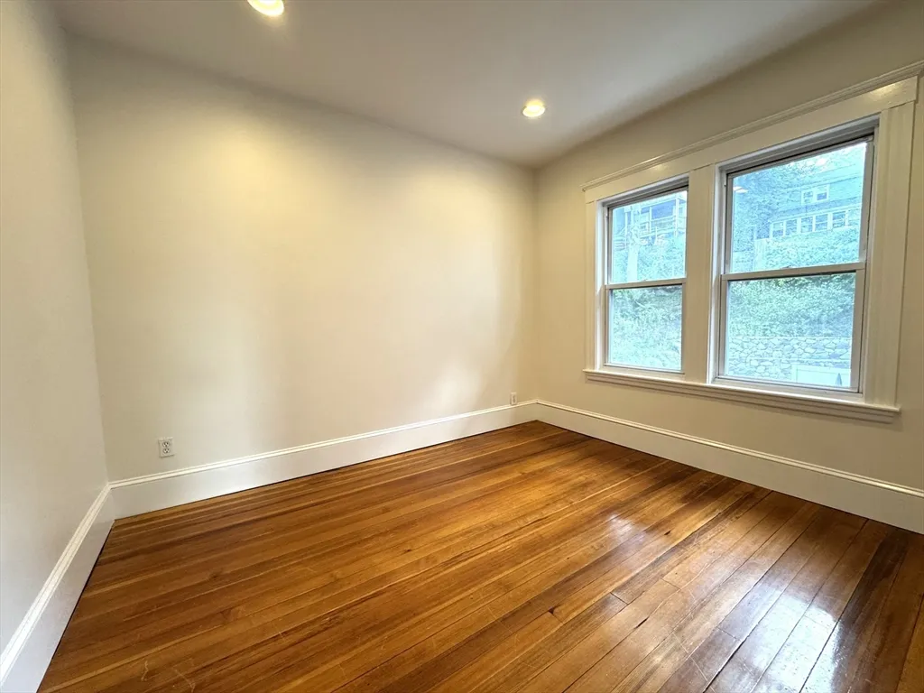4 bed, 2 bath apartment for rent at 14 Breck Ave Unit 2, Oak Square — photo 15 of 26