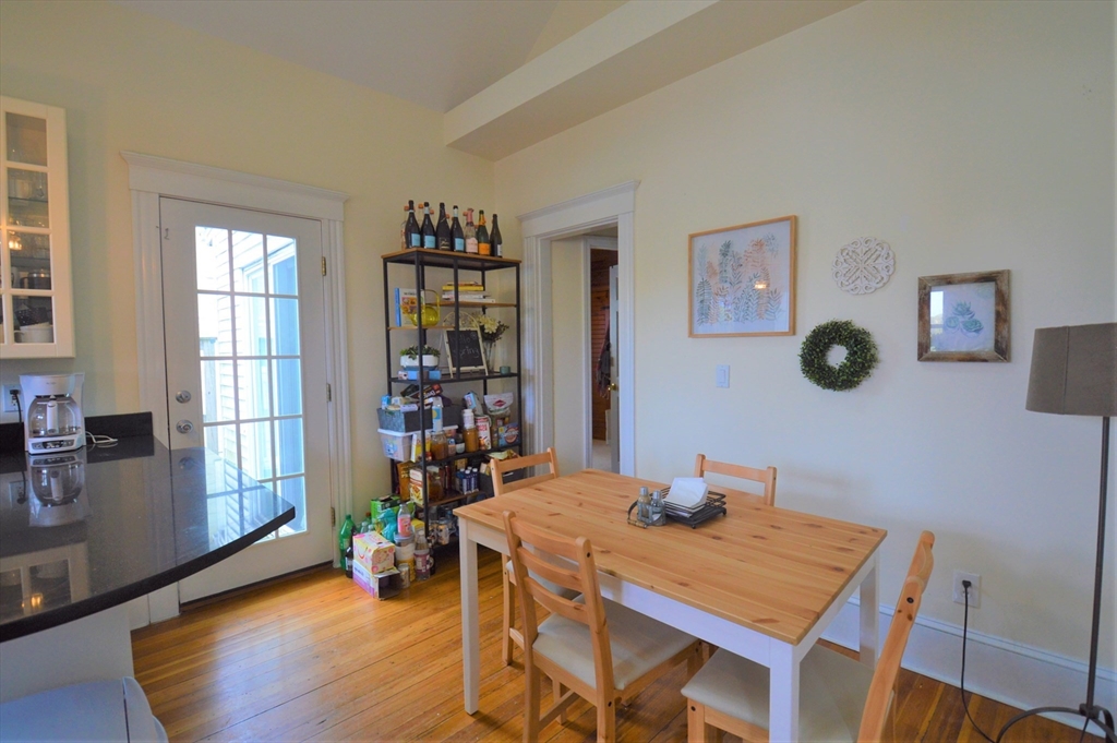 4 bed, 2 bath apartment for rent at 14 Breck Ave Unit 3, Oak Square — photo 5 of 27