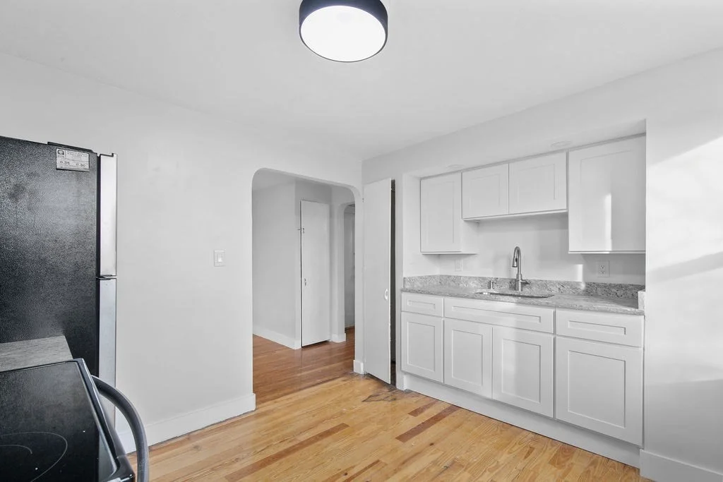 1 bed, 1 bath apartment for rent at 14 Brett St Unit 3b, Brockton — photo 2 of 9