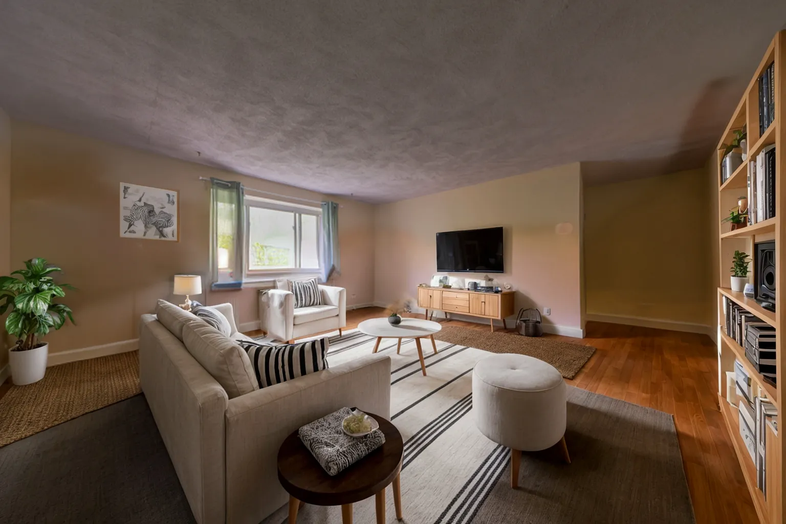 2 bed, 1 bath apartment for rent at 14 Bryon Rd Unit 6, Chestnut Hill — photo 2 of 18