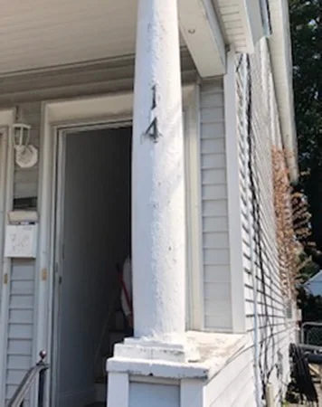 4 bed, 1 bath apartment for rent at 14 Burnside St Unit 2, Lowell — photo 2 of 22