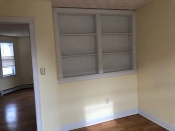 4 bed, 1 bath apartment for rent at 14 Burnside St Unit 2, Lowell — photo 13 of 22