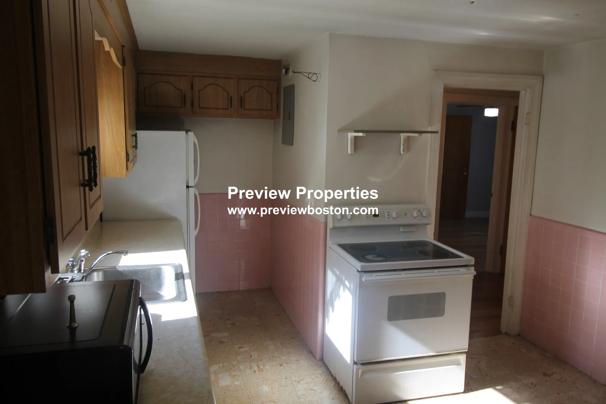 2 bed, 1 bath apartment for rent at 14 Caltha Rd Unit 1P, Oak Square — photo 22 of 33