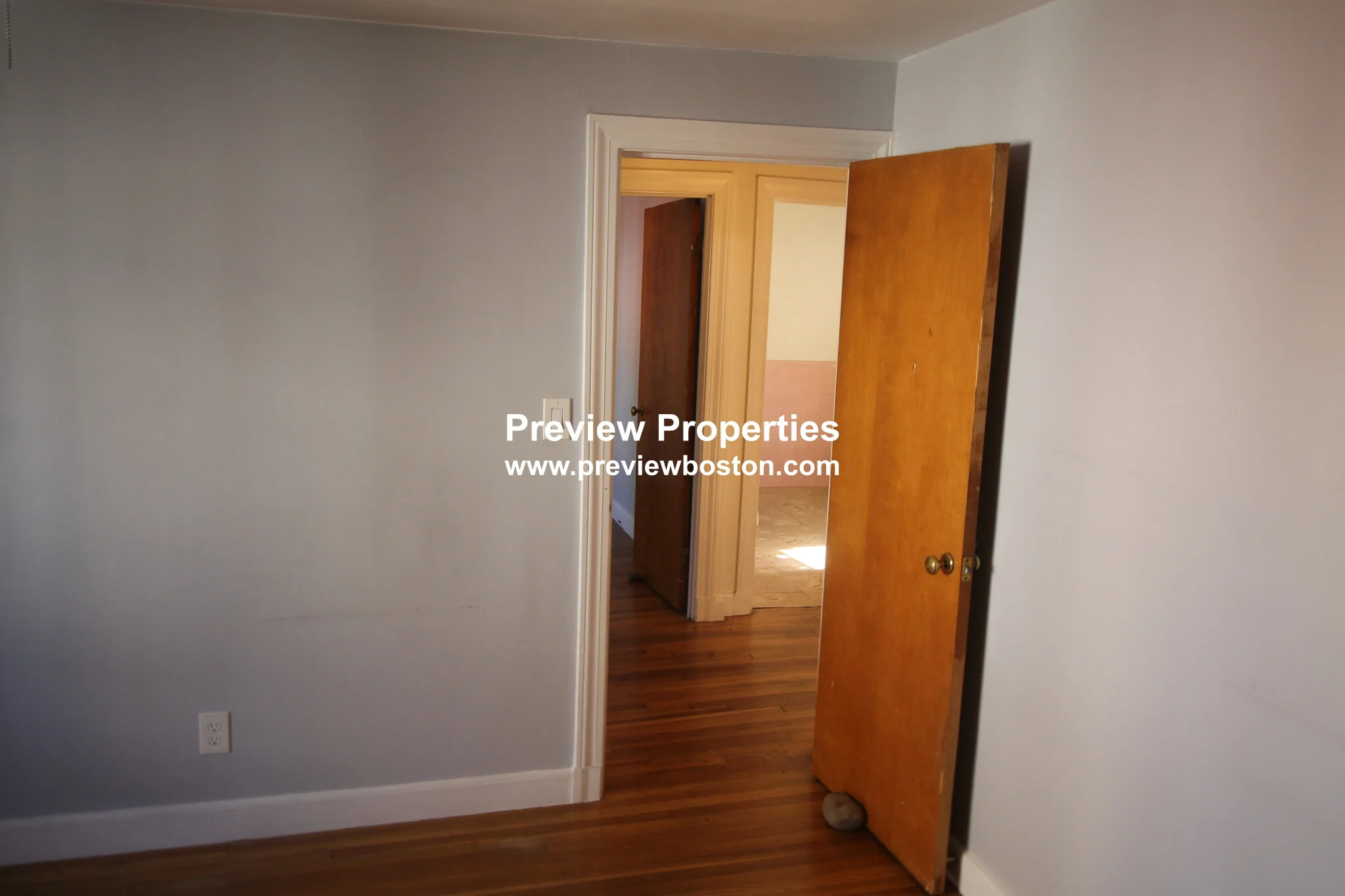 2 bed, 1 bath apartment for rent at 14 Caltha Rd Unit 1P, Oak Square — photo 33 of 33