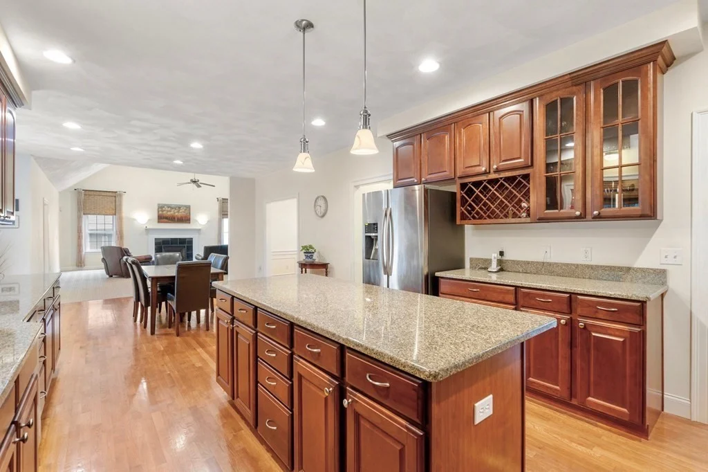 4 bed, 3 bath apartment for rent at 14 Cassimere St, Andover — photo 4 of 30