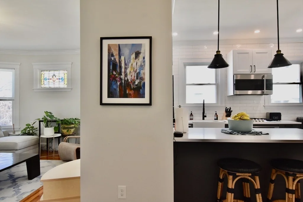 4 bed, 2 bath apartment for rent at 14 Castle Rock St Unit 14, Dorchester — photo 16 of 33