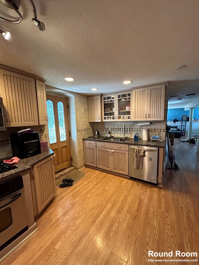 4 bed, 2 bath apartment for rent at 14 Cedarcrest Rd Unit 1, West Roxbury — photo 6 of 22