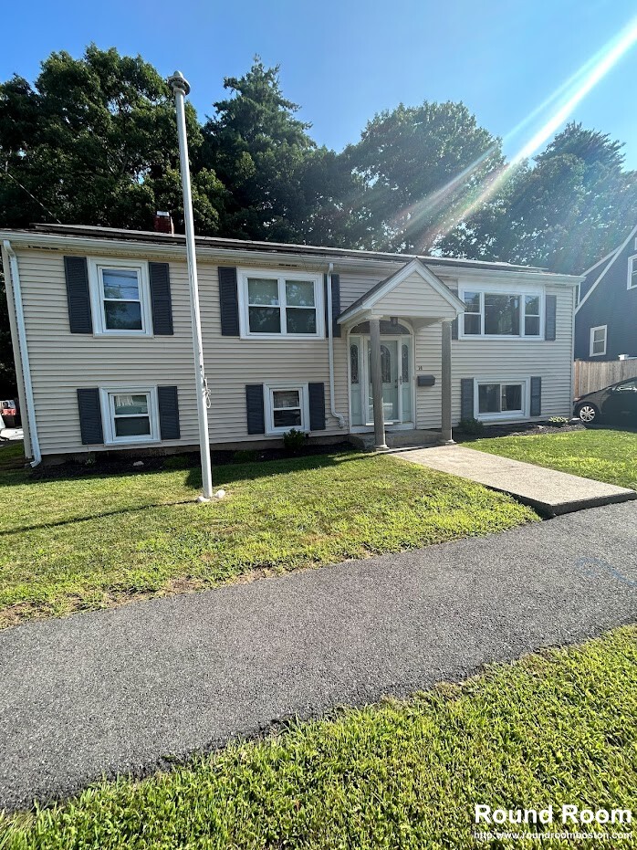 4 bed, 2 bath apartment for rent at 14 Cedarcrest Rd Unit 1, West Roxbury — photo 17 of 22
