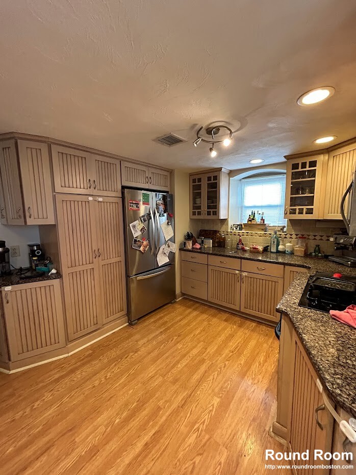 4 bed, 2 bath apartment for rent at 14 Cedarcrest Rd Unit 1, West Roxbury — photo 2 of 22