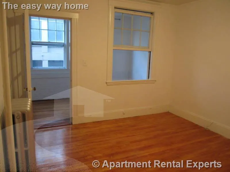 3 bed, 1 bath apartment for rent at 14 Centre St Unit 1, Central Square — photo 8 of 9