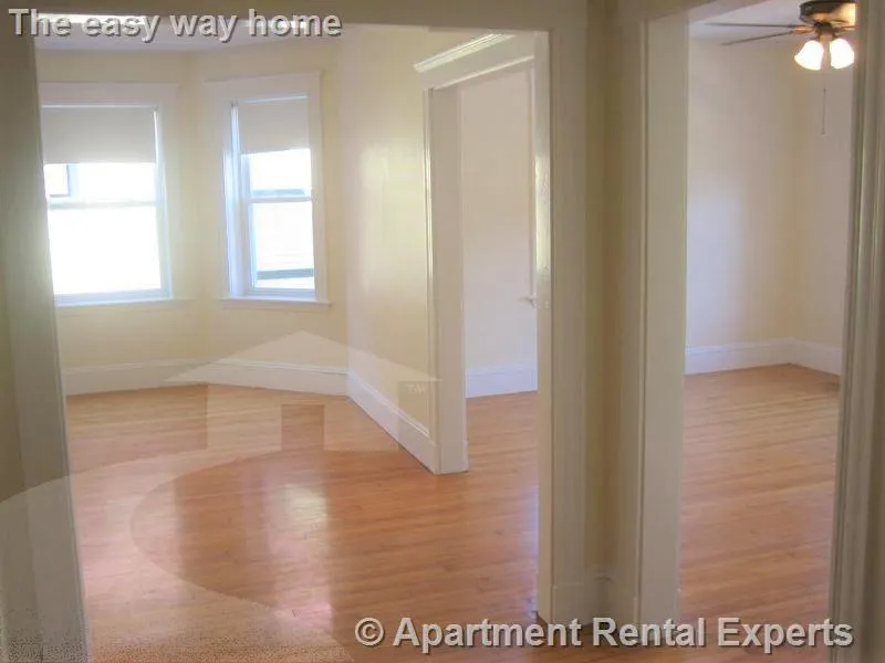 3 bed, 1 bath apartment for rent at 14 Centre St Unit 4, Central Square — photo 8 of 11