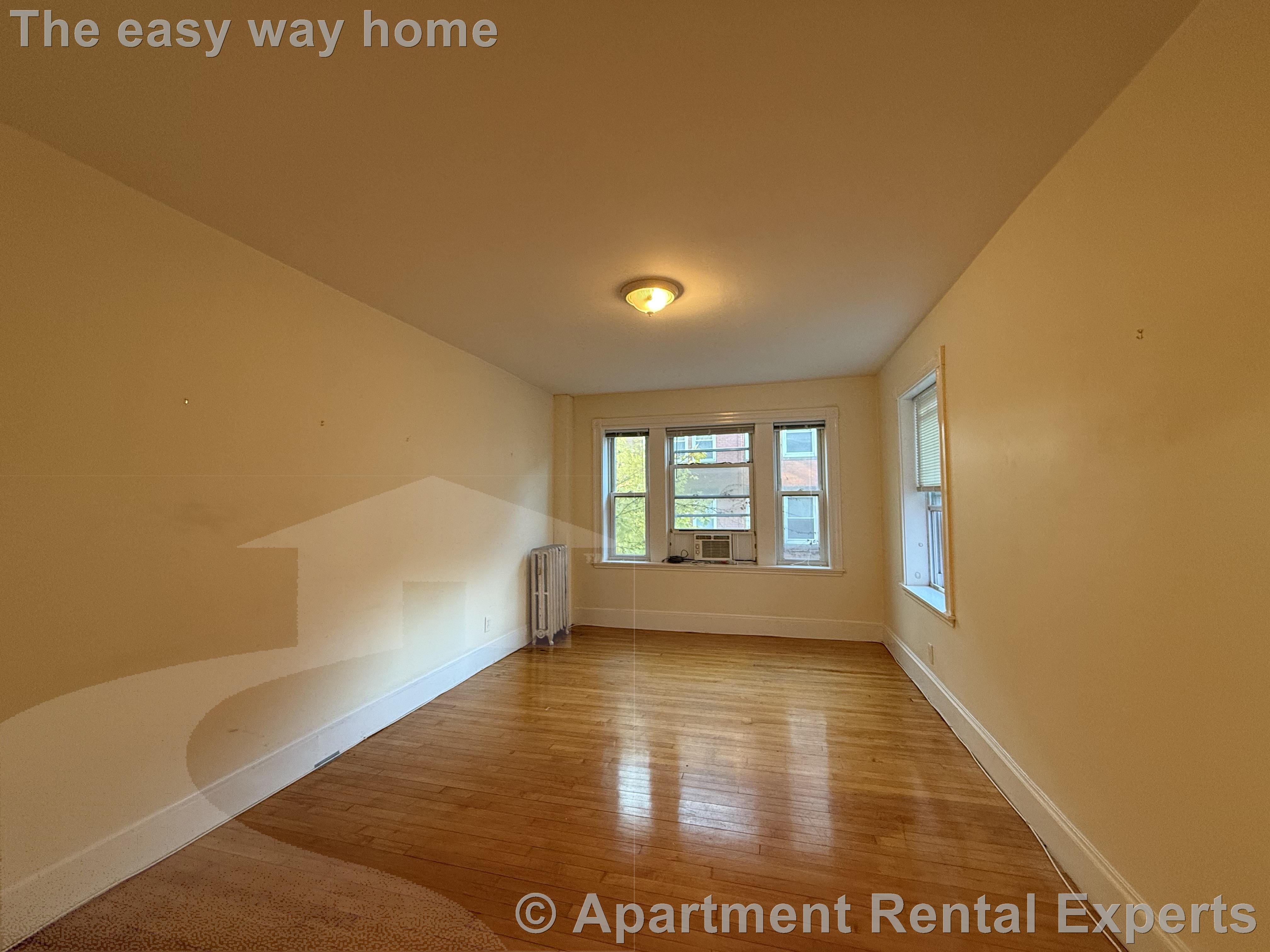 2 bed, 1 bath apartment for rent at 14 Centre St Unit F, Central Square — photo 4 of 7