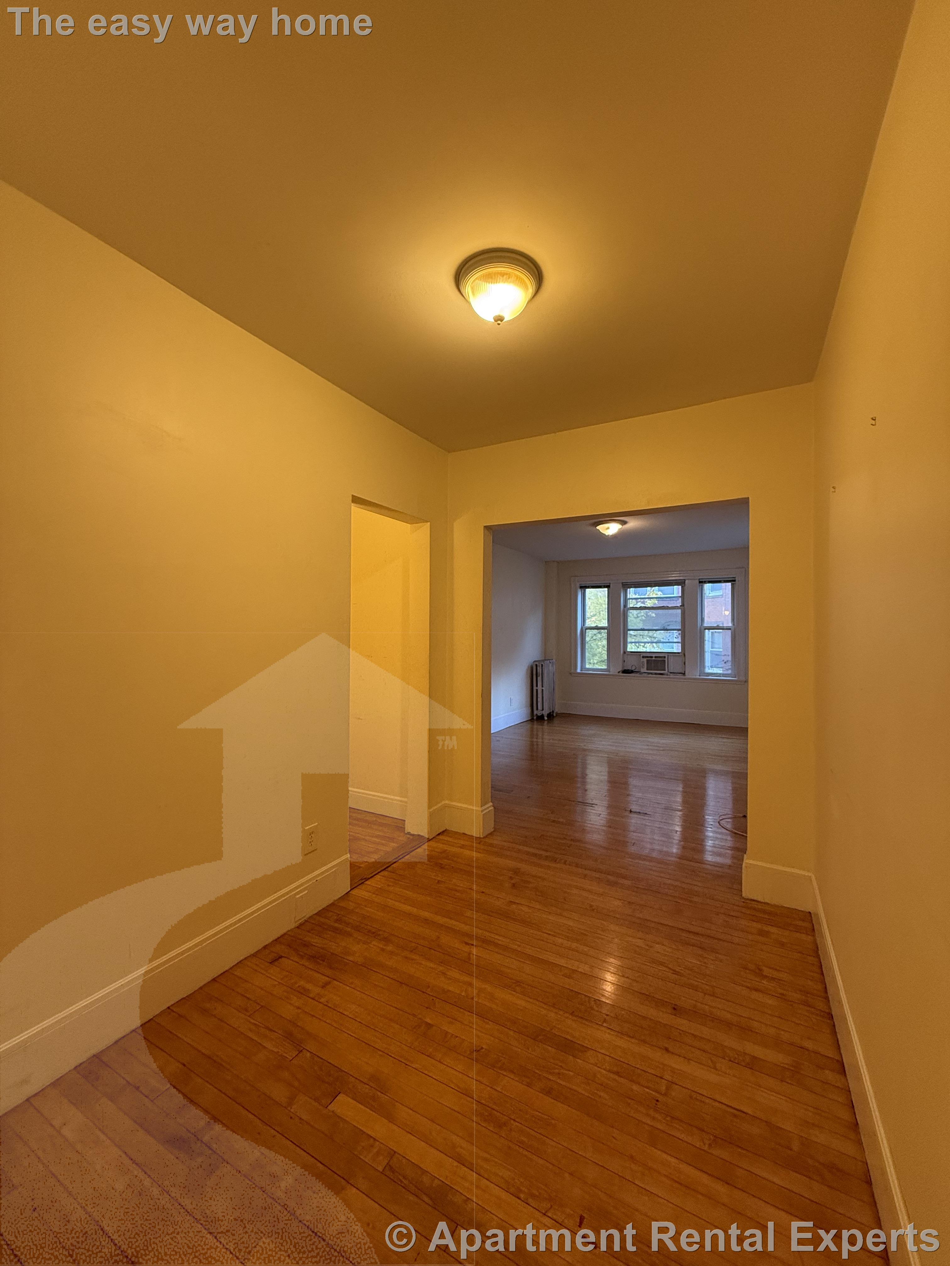 2 bed, 1 bath apartment for rent at 14 Centre St Unit F, Central Square — photo 3 of 7