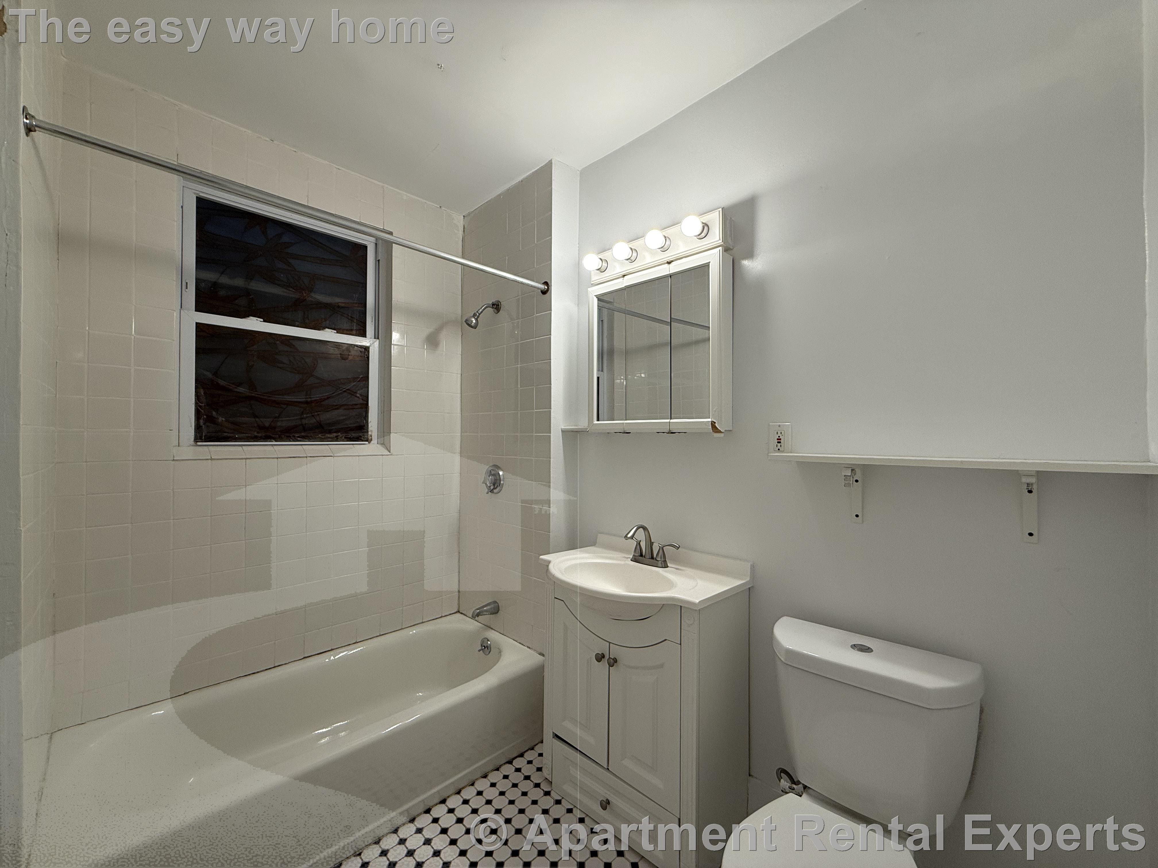 2 bed, 1 bath apartment for rent at 14 Centre St Unit F, Central Square — photo 6 of 7