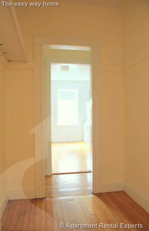 2 bed, 1 bath apartment for rent at 14 Centre St Unit G, Central Square — photo 13 of 16