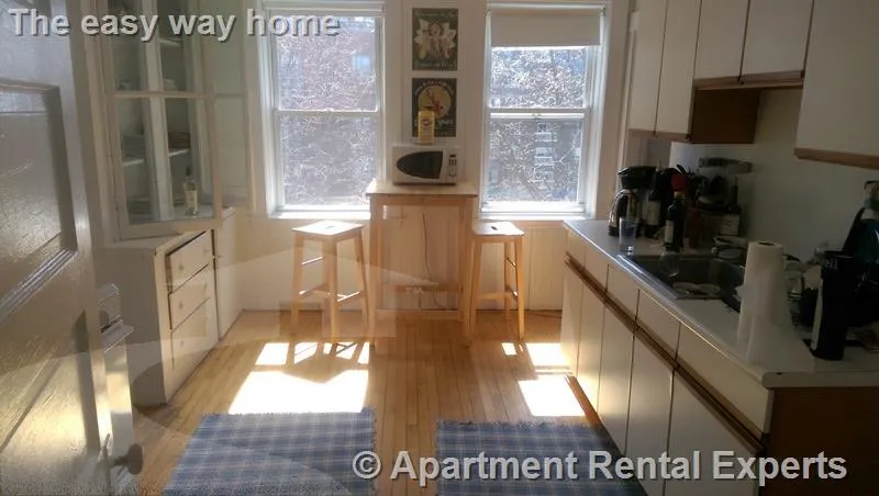 2 bed, 1 bath apartment for rent at 14 Centre St Unit H, Central Square — photo 1 of 12