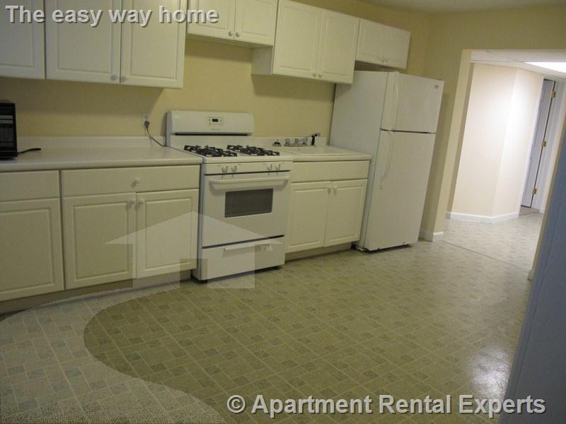 1 bed, 1 bath apartment for rent at 14 Centre St Unit  i, Central Square — photo 6 of 9