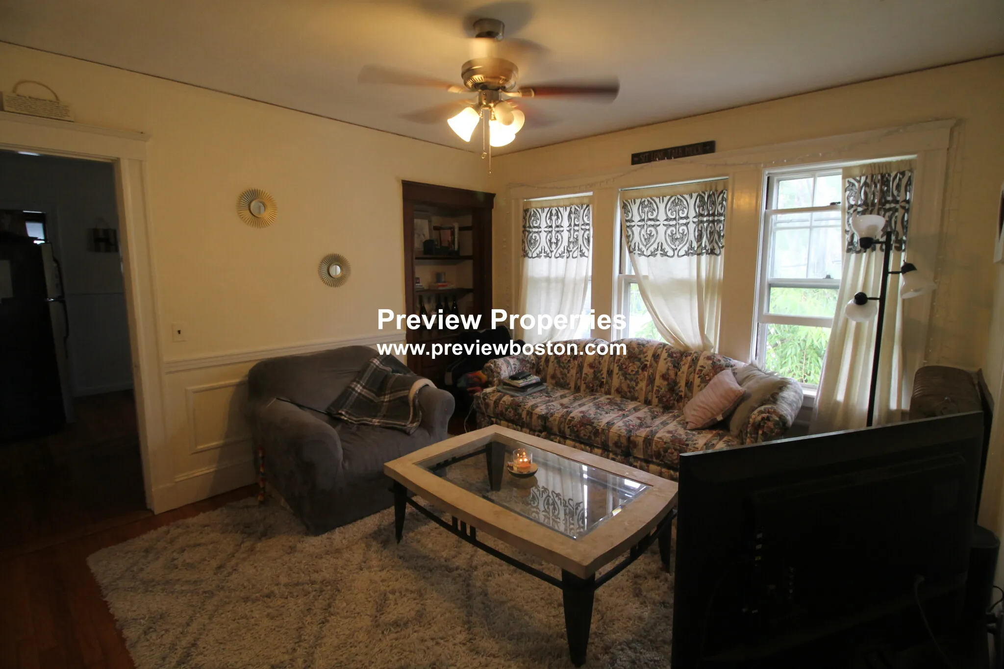 3.5 bed, 1 bath apartment for rent at 14 Champney St Unit 2P, Brighton — photo 18 of 29