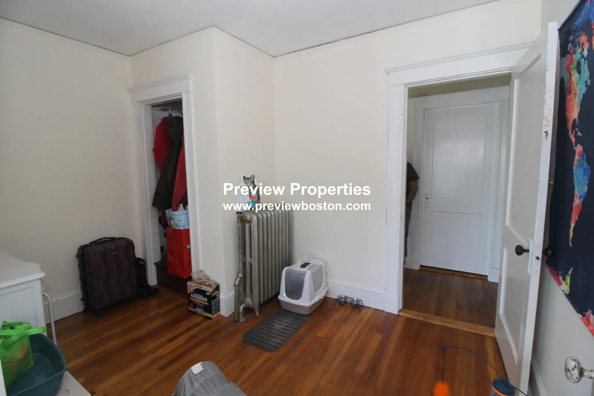 3.5 bed, 1 bath apartment for rent at 14 Champney St Unit 2P, Brighton — photo 14 of 29
