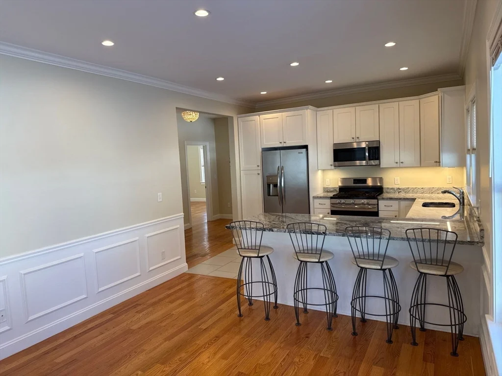 3 bed, 1 bath apartment for rent at 14 Chapel St Unit 1, Norwood — photo 6 of 24