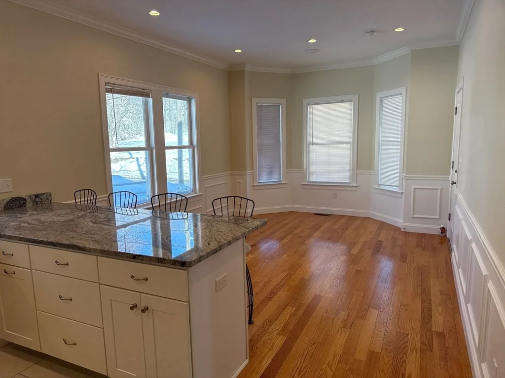 3 bed, 1 bath apartment for rent at 14 Chapel St Unit 1, Norwood — photo 4 of 24