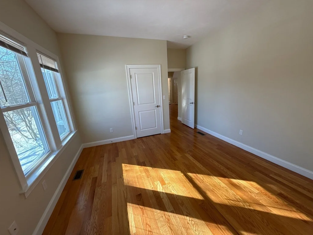 3 bed, 1 bath apartment for rent at 14 Chapel St Unit 1, Norwood — photo 11 of 24
