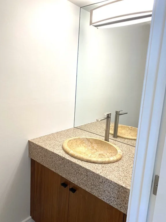 3 bed, 2.5 bath apartment for rent at 14 Chauncy St Unit 6, Harvard Square — photo 6 of 11