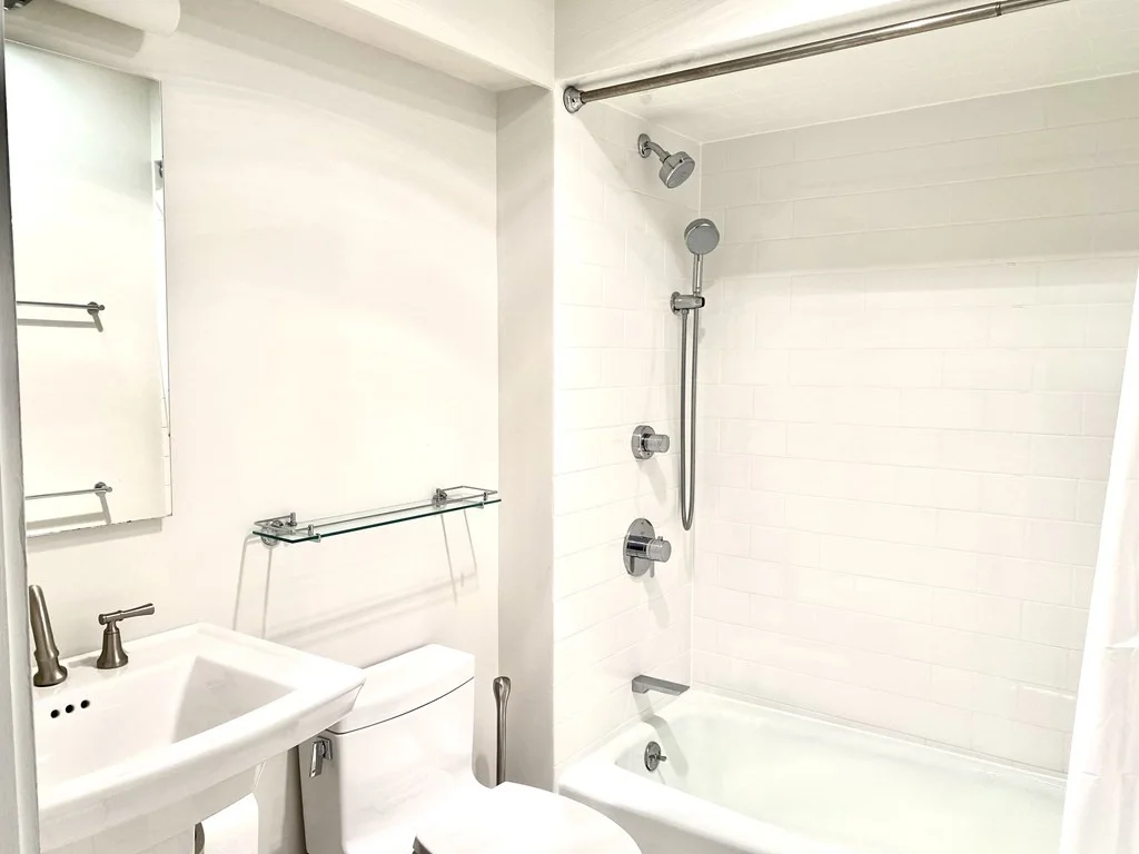3 bed, 2.5 bath apartment for rent at 14 Chauncy St Unit 6, Harvard Square — photo 9 of 11
