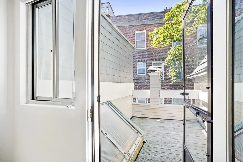 2 bed, 2 bath apartment for rent at 14 Chauncy St Unit 7, Harvard Square — photo 7 of 19
