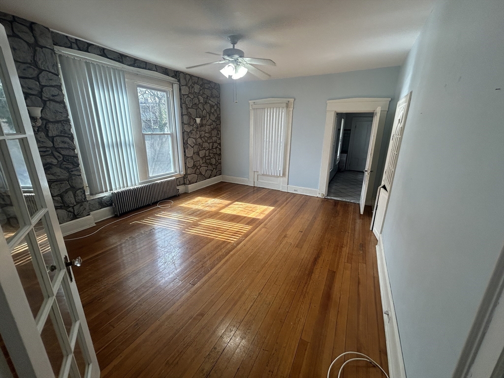 2 bed, 1 bath apartment for rent at 14 Cherry Unit 1, Somerville — photo 2 of 17