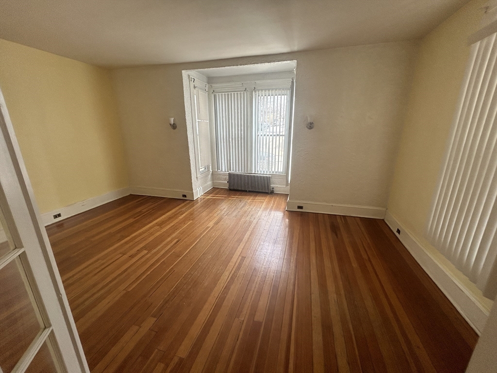 2 bed, 1 bath apartment for rent at 14 Cherry Unit 1, Somerville — photo 10 of 17