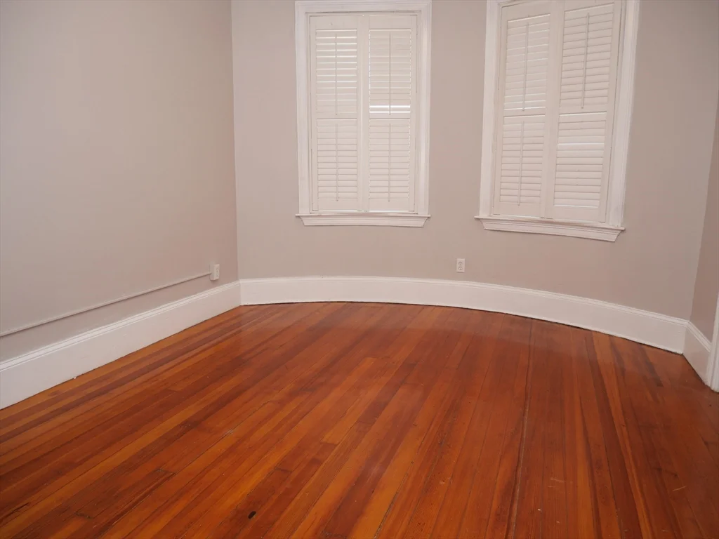 2 bed, 1.5 bath apartment for rent at 14 Chestnut Hill Ave Unit 1, Brighton — photo 5 of 10