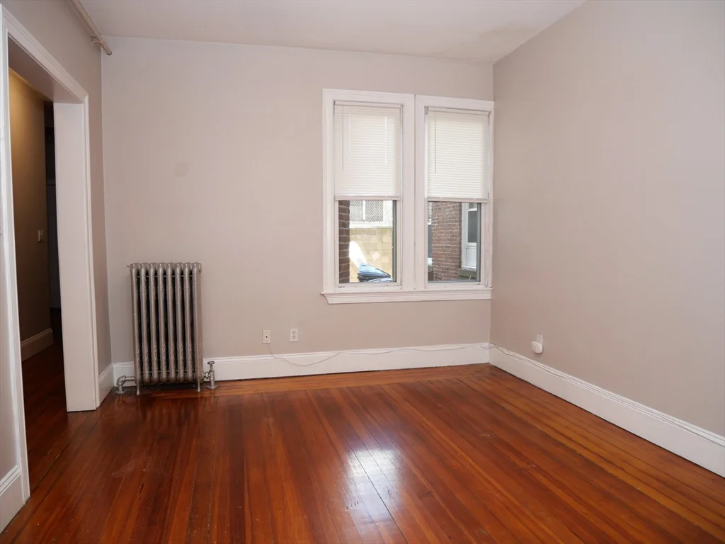 2 bed, 1.5 bath apartment for rent at 14 Chestnut Hill Ave Unit 1, Brighton — photo 3 of 10