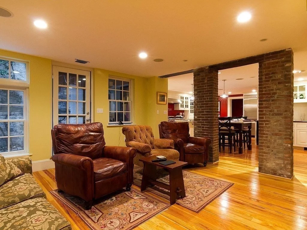 4 bed, 3 bath apartment for rent at 14 Chestnut St Unit 1, Beacon Hill — photo 12 of 15