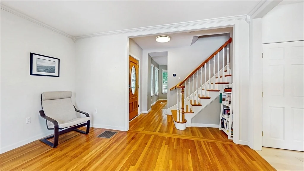 3 bed, 2 bath apartment for rent at 14 Chestnut St Unit 14, Lindenwood — photo 7 of 30