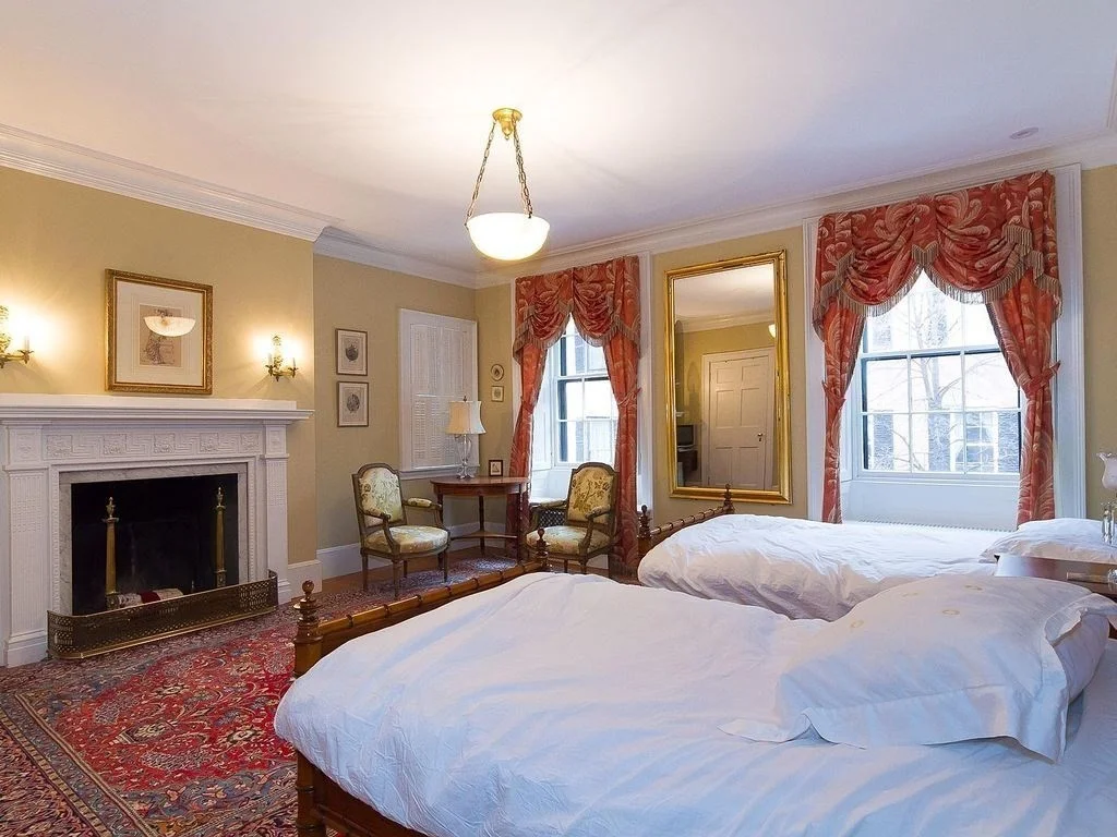 2 bed, 1 bath apartment for rent at 14 Chestnut St Unit 1b, Beacon Hill — photo 12 of 14