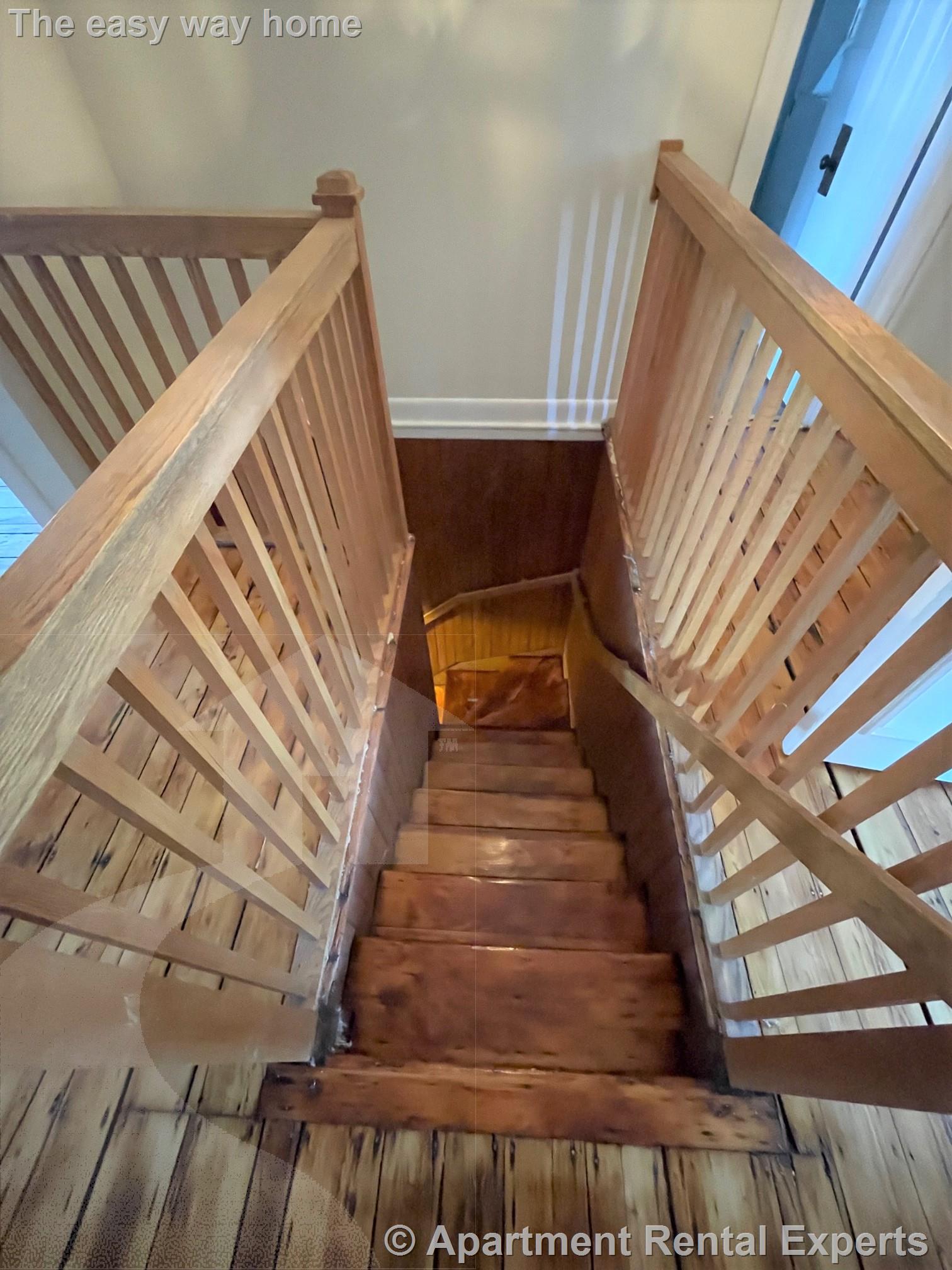 5 bed, 2 bath apartment for rent at 14 Chestnut St Unit 4, Malden Center — photo 18 of 27