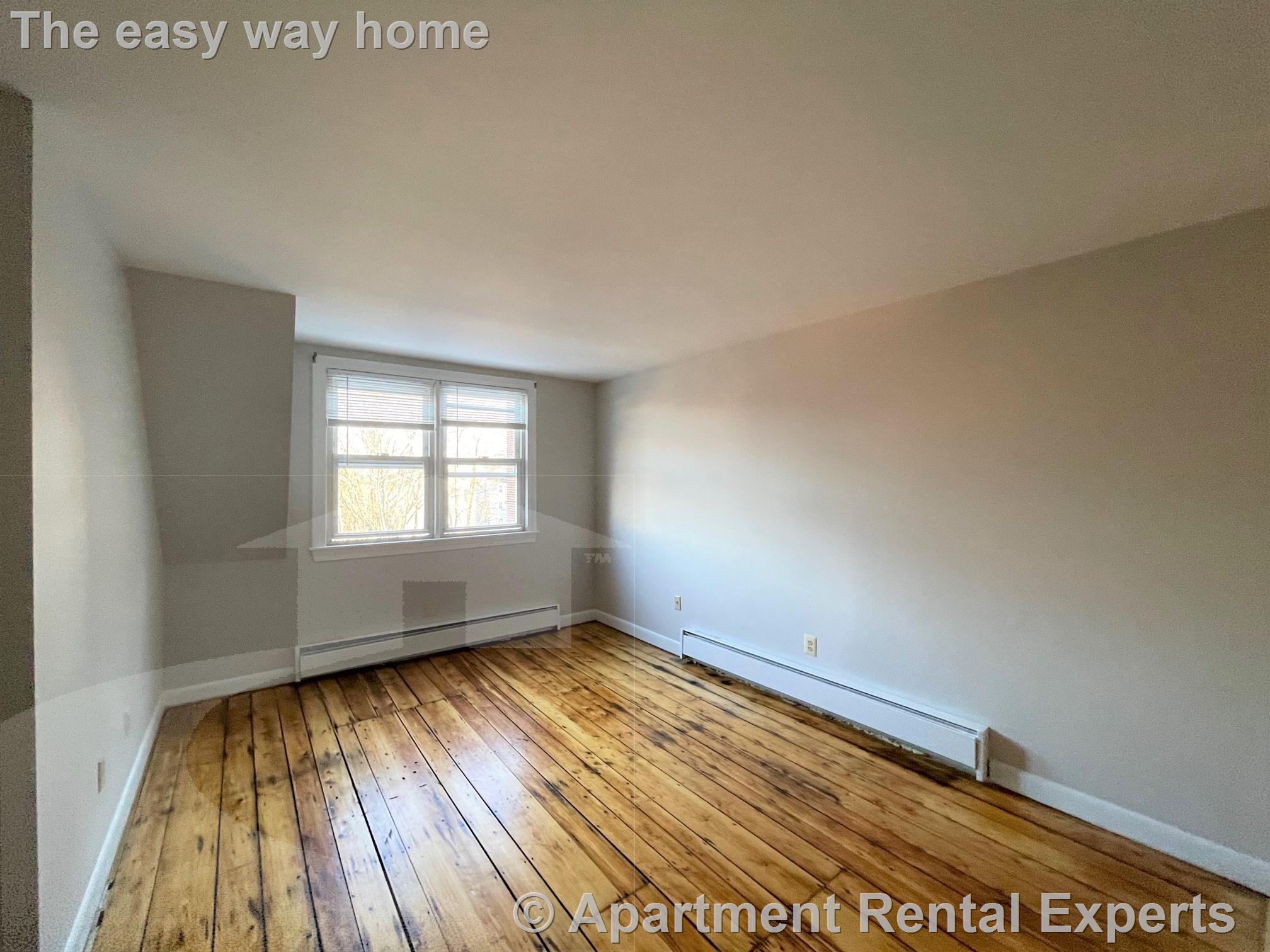 5 bed, 2 bath apartment for rent at 14 Chestnut St Unit 4, Malden Center — photo 22 of 27