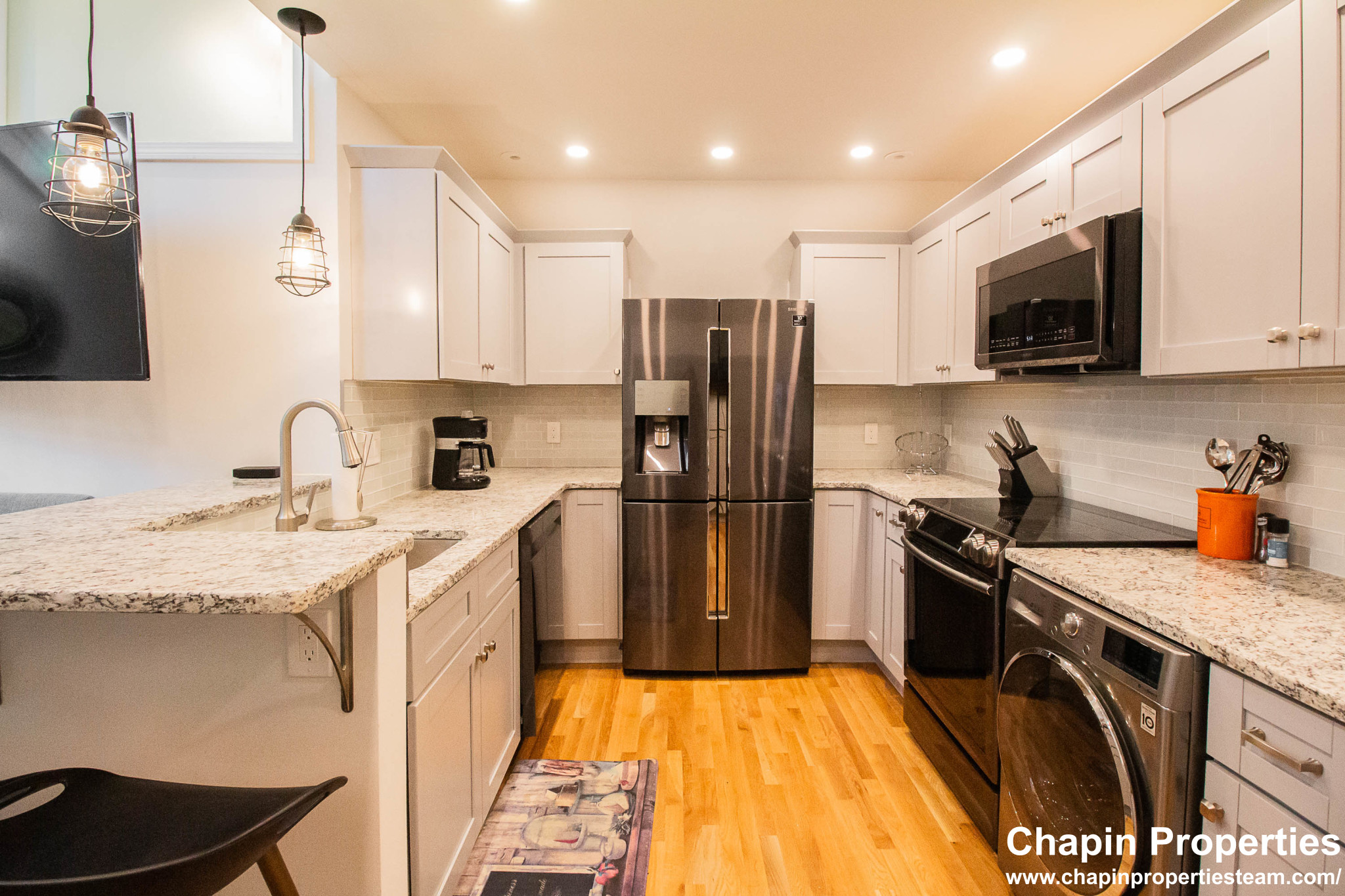 3 bed, 2 bath apartment for rent at 14 Chiswick Rd Unit 5, Brighton — photo 15 of 32