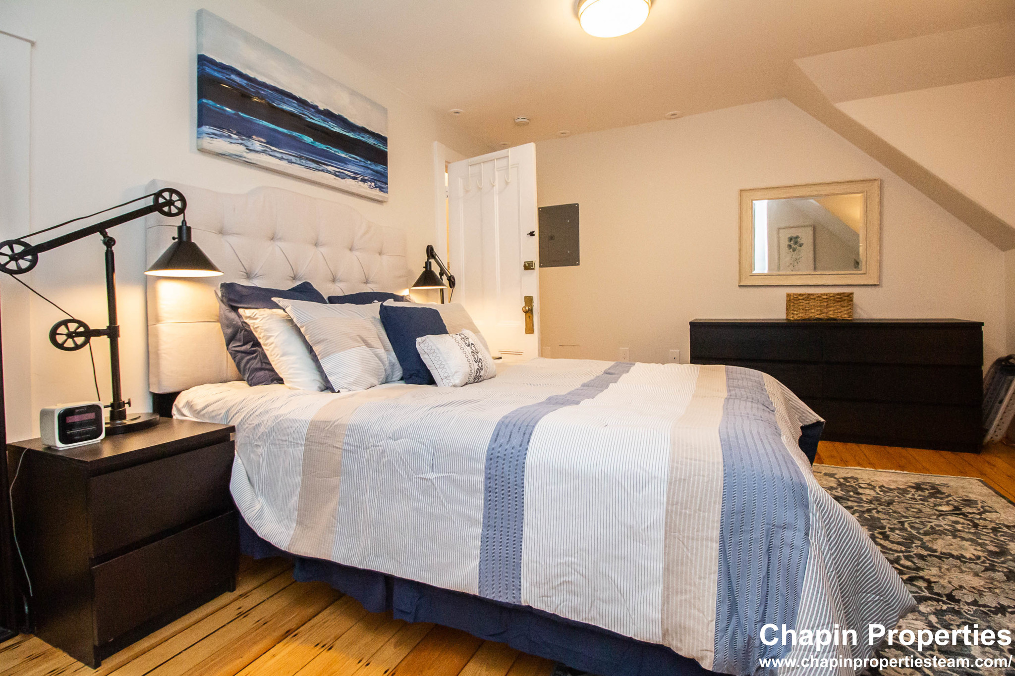 3 bed, 2 bath apartment for rent at 14 Chiswick Rd Unit 5, Brighton — photo 22 of 32