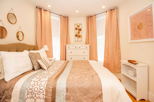 1 bed, 1 bath apartment for rent at 14 Chiswick Rd Unit A2, Brighton — photo 3 of 7